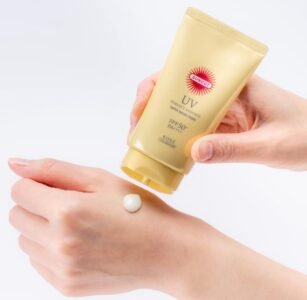 Kose Suncut UV Perfect Essence SPF 50+ PA++++120g - Image 2